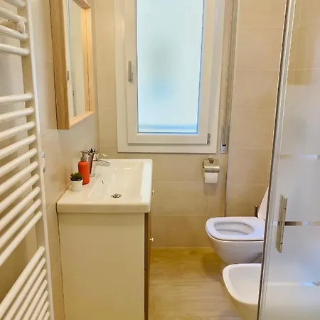 Modern * Modène