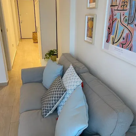 Modern * Modène